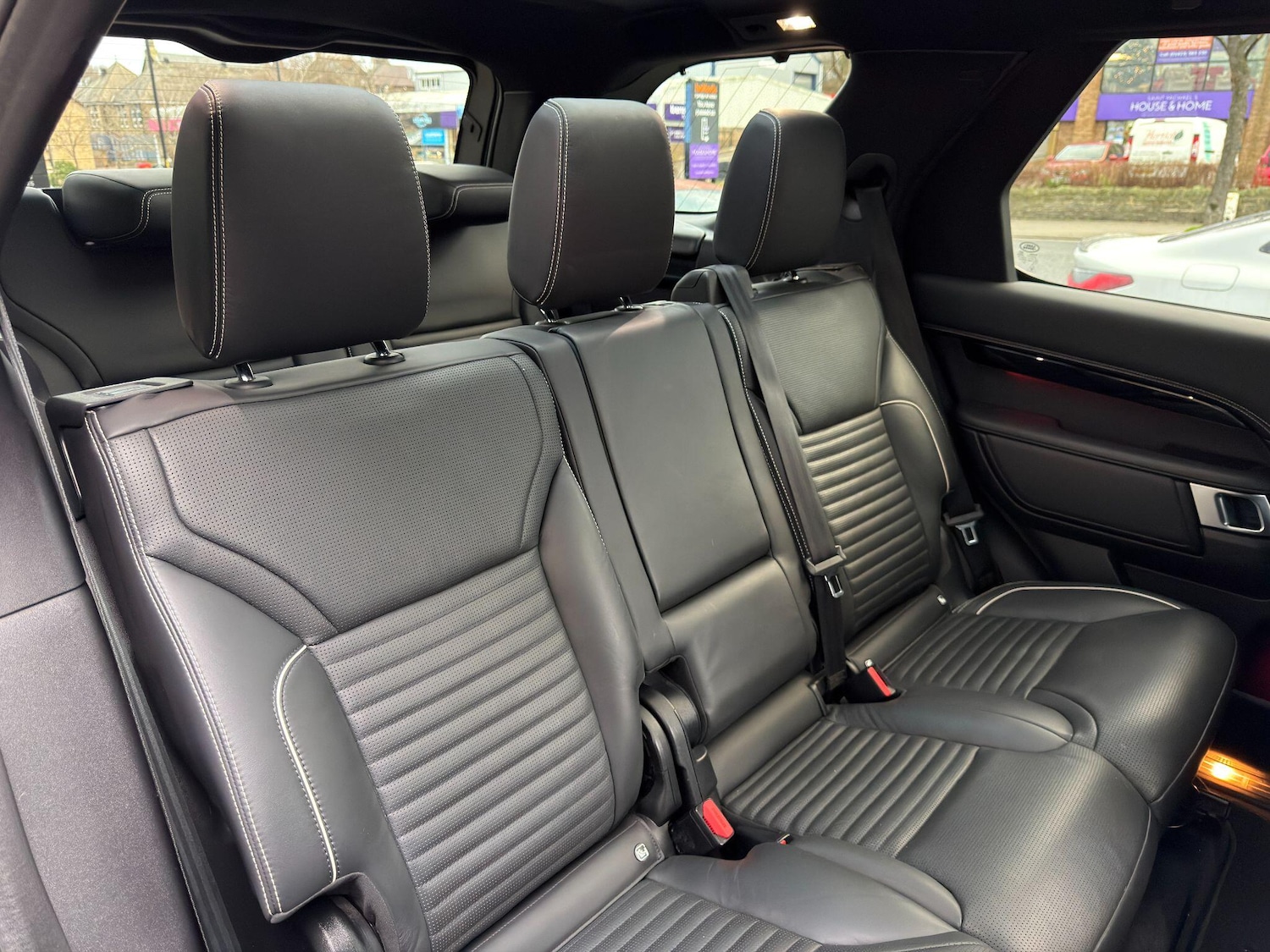 Used Land Rover Discovery 2023 for sale - 77074972: Photo 23