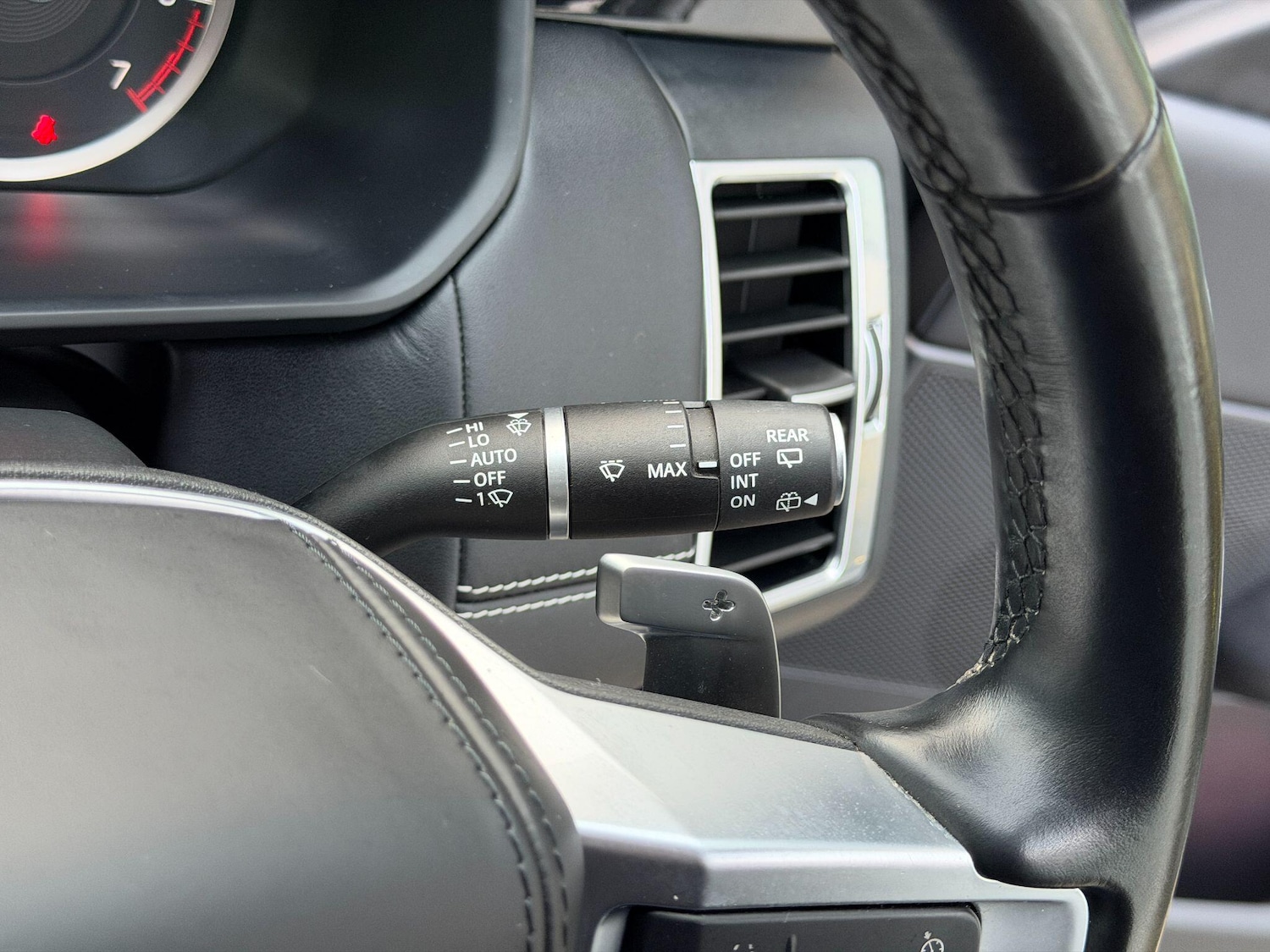 Used Land Rover Discovery 2023 for sale - 77074972: Photo 35