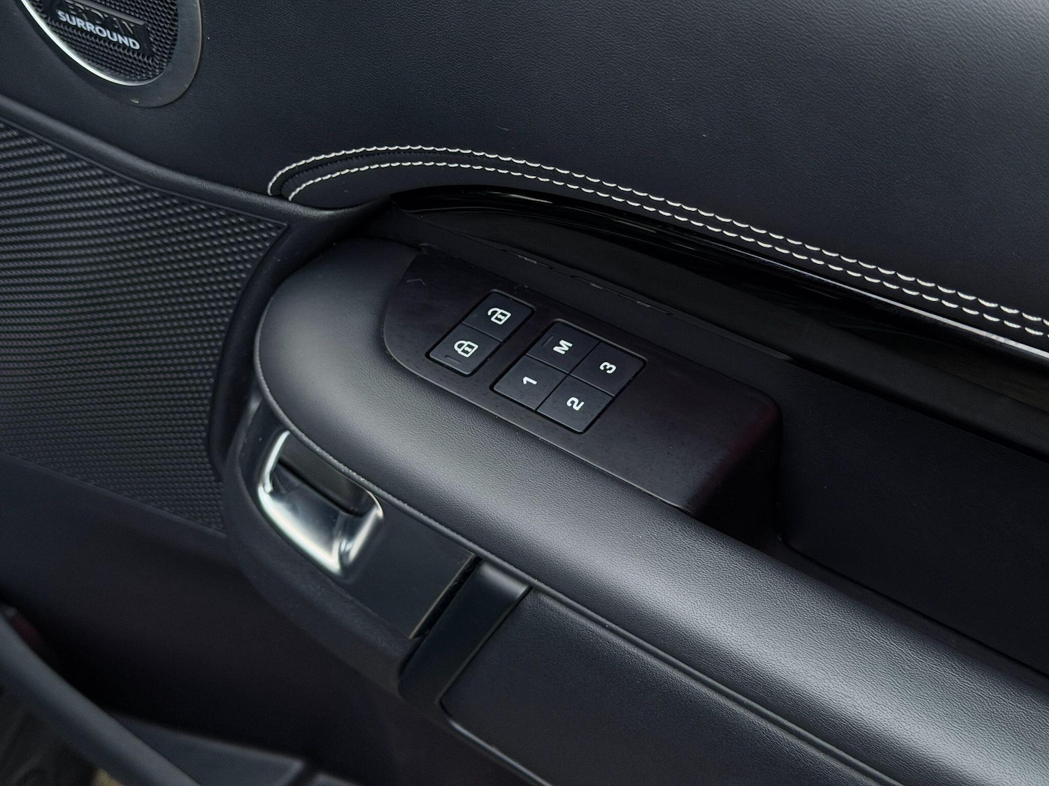 Used Land Rover Discovery 2023 for sale - 77074972: Photo 57