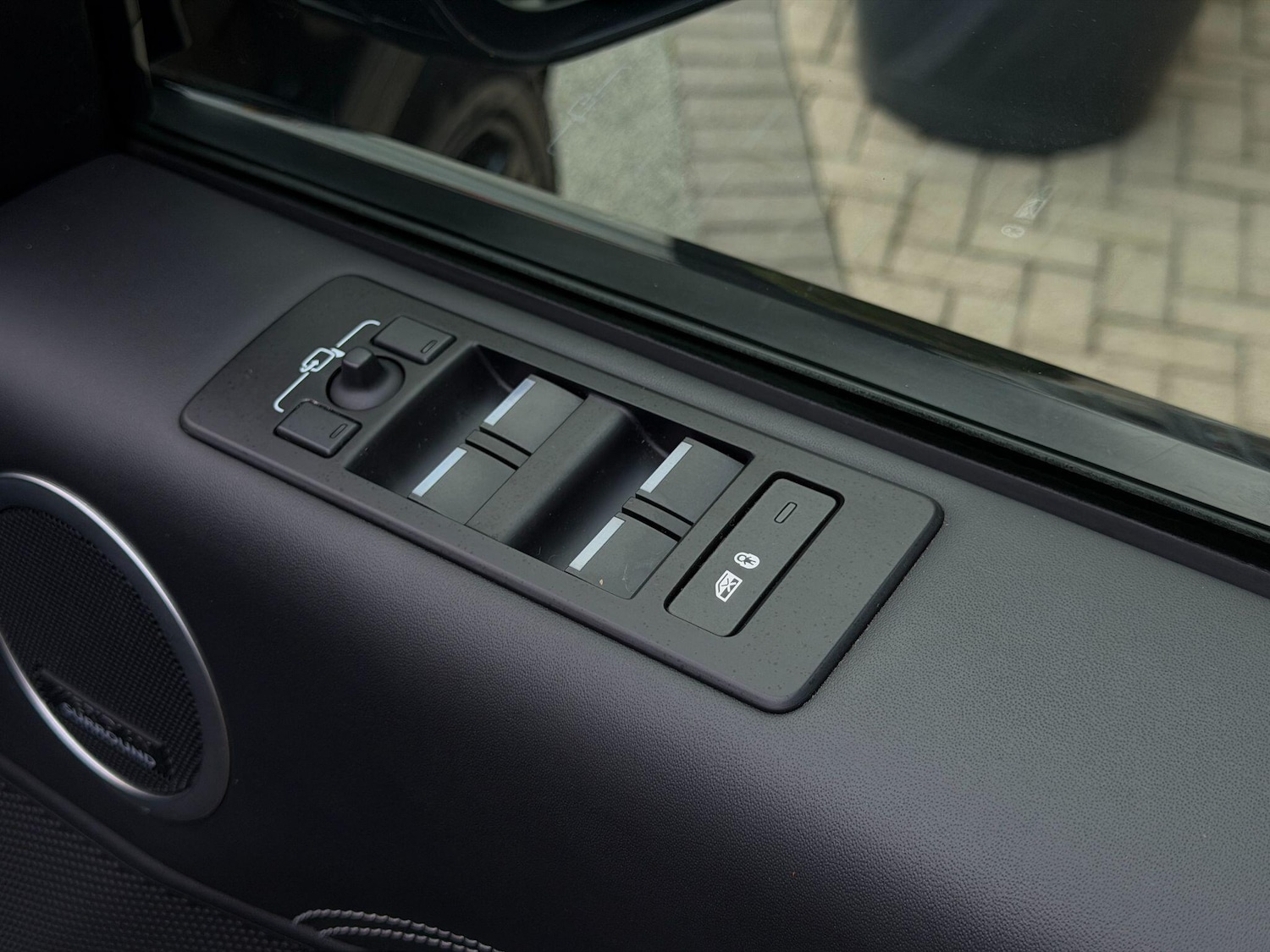 Used Land Rover Discovery 2023 for sale - 77074972: Photo 59