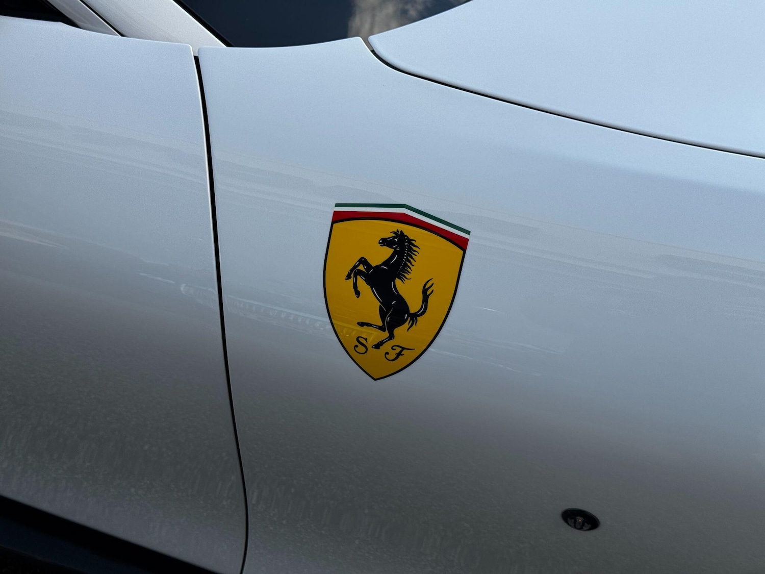 Used Ferrari Roma 2025 for sale - 76336118: Photo 15