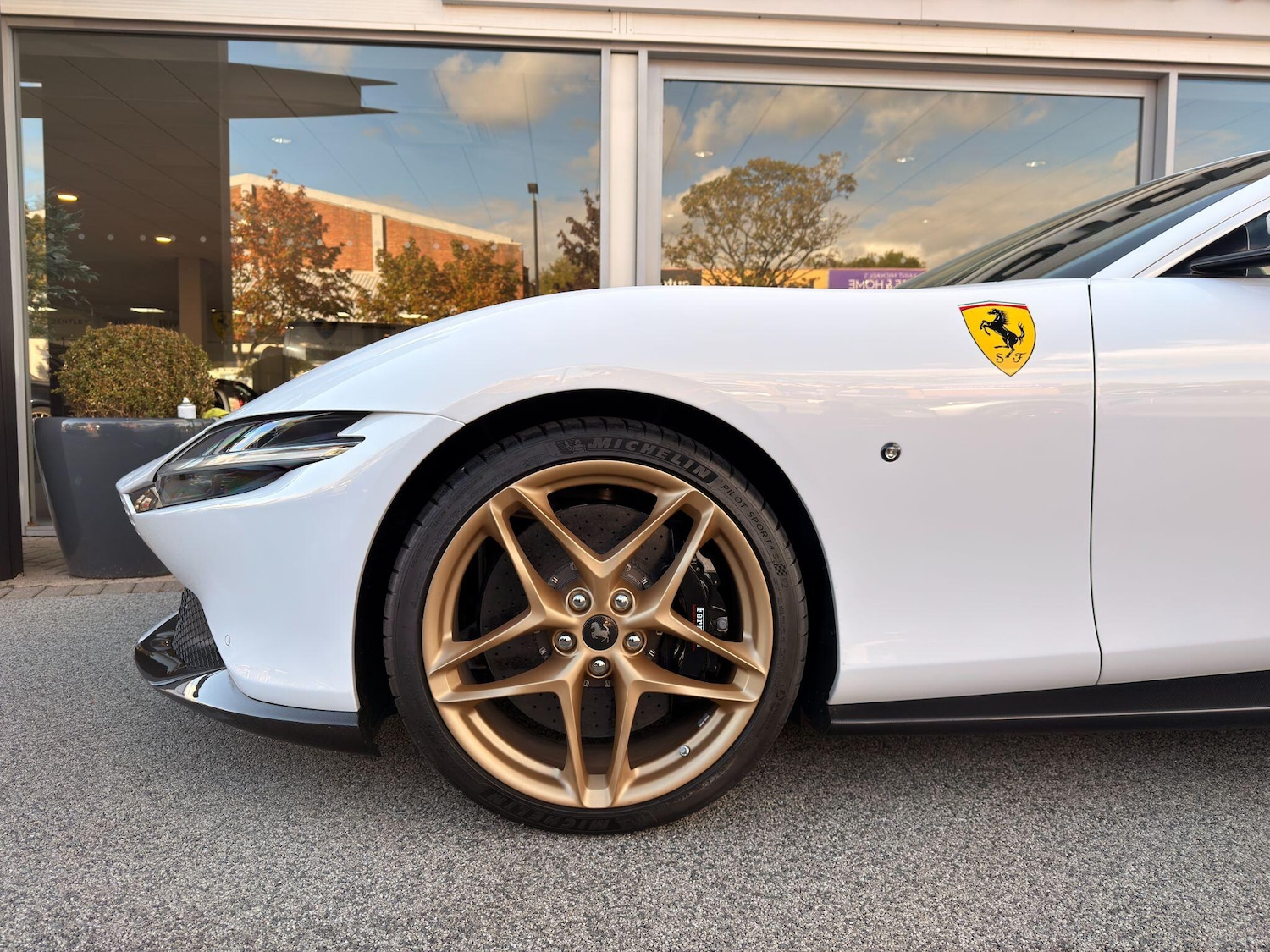 Used Ferrari Roma 2025 for sale - 76336118: Photo 4