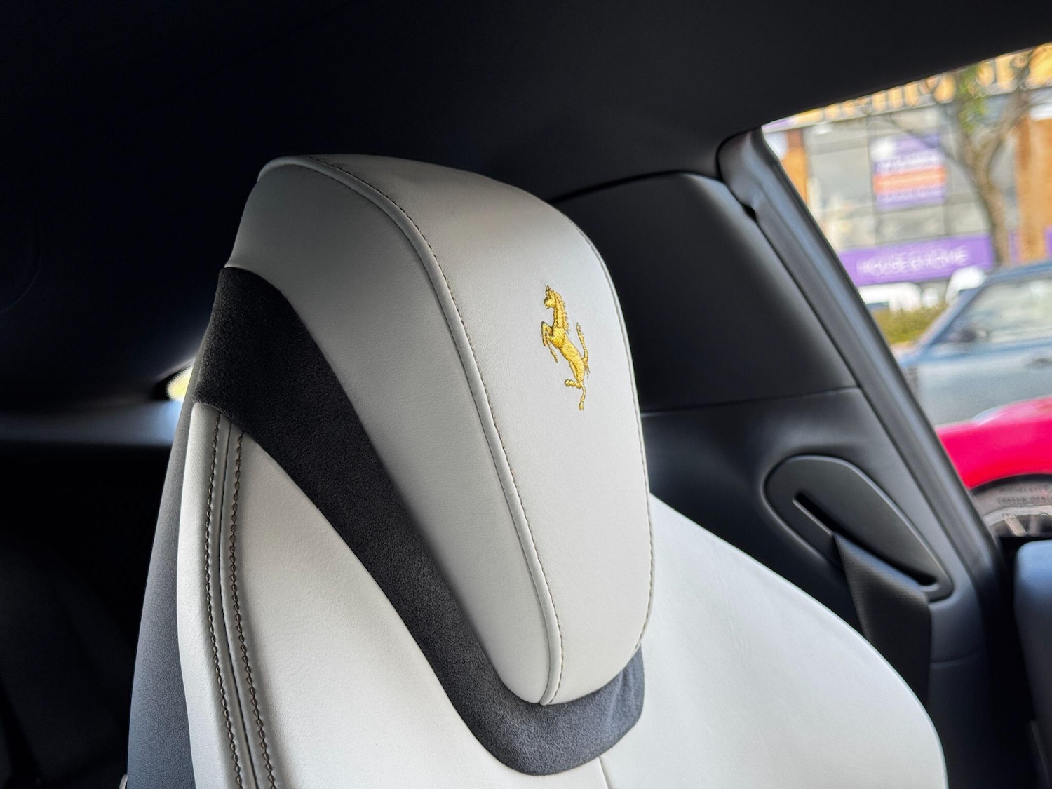 Used Ferrari Roma 2025 for sale - 76336118: Photo 46