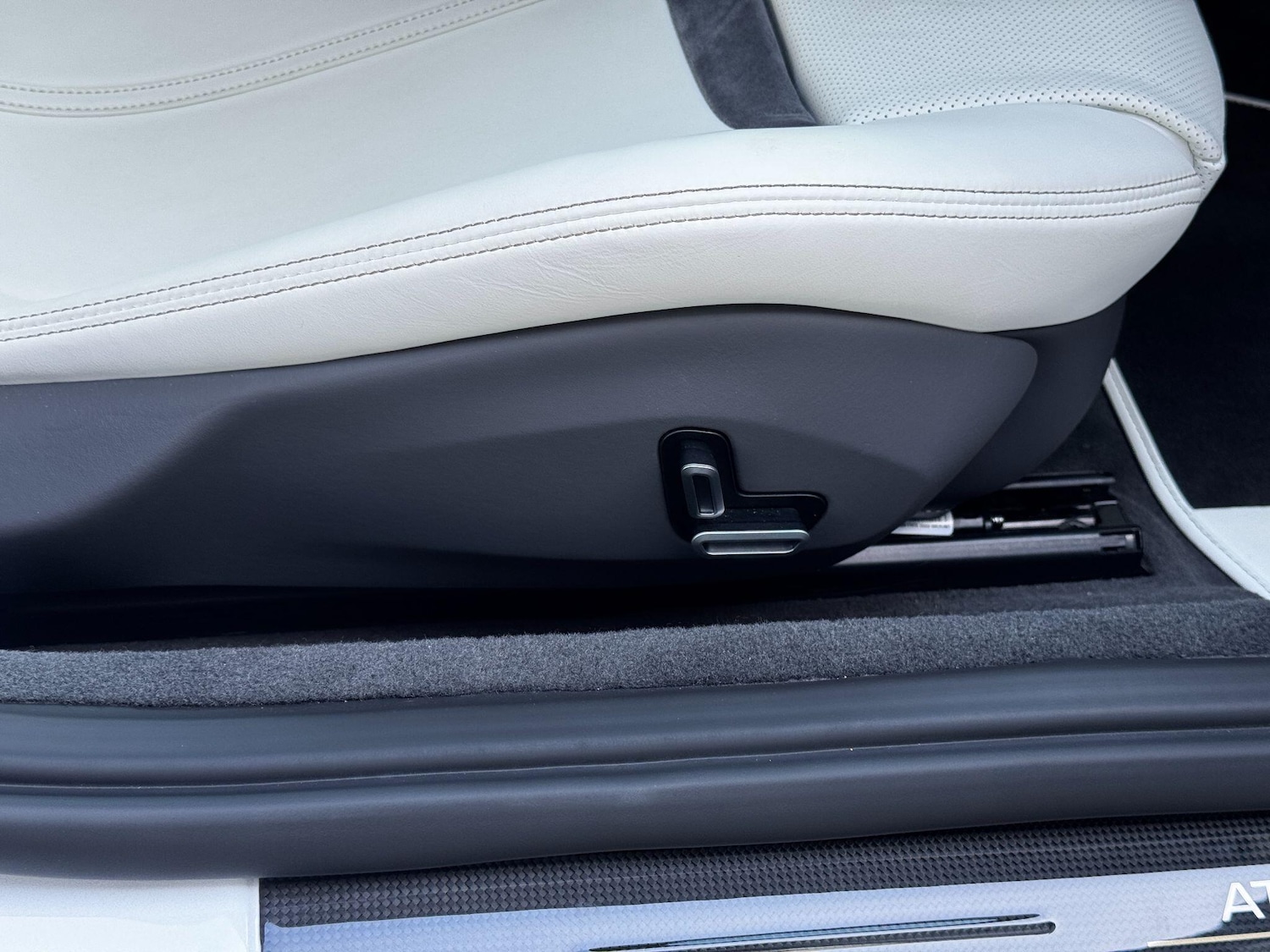 Used Ferrari Roma 2025 for sale - 76336118: Photo 66