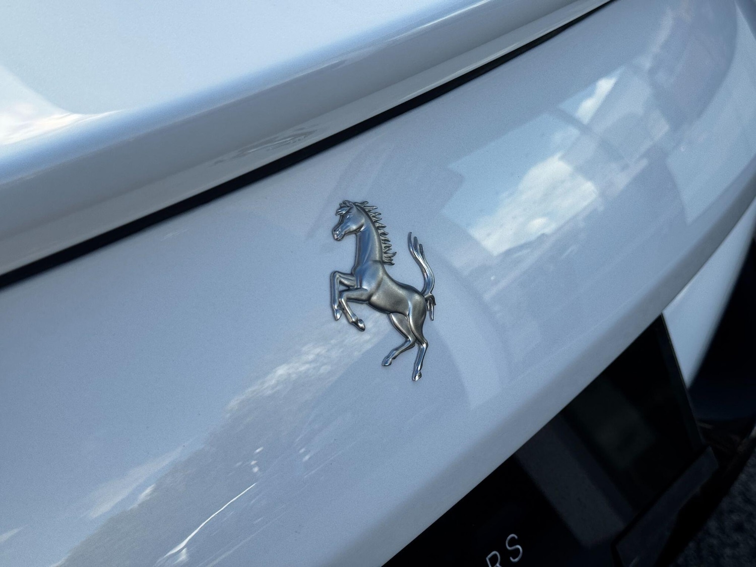 Used Ferrari Roma 2025 for sale - 76336118: Photo 76