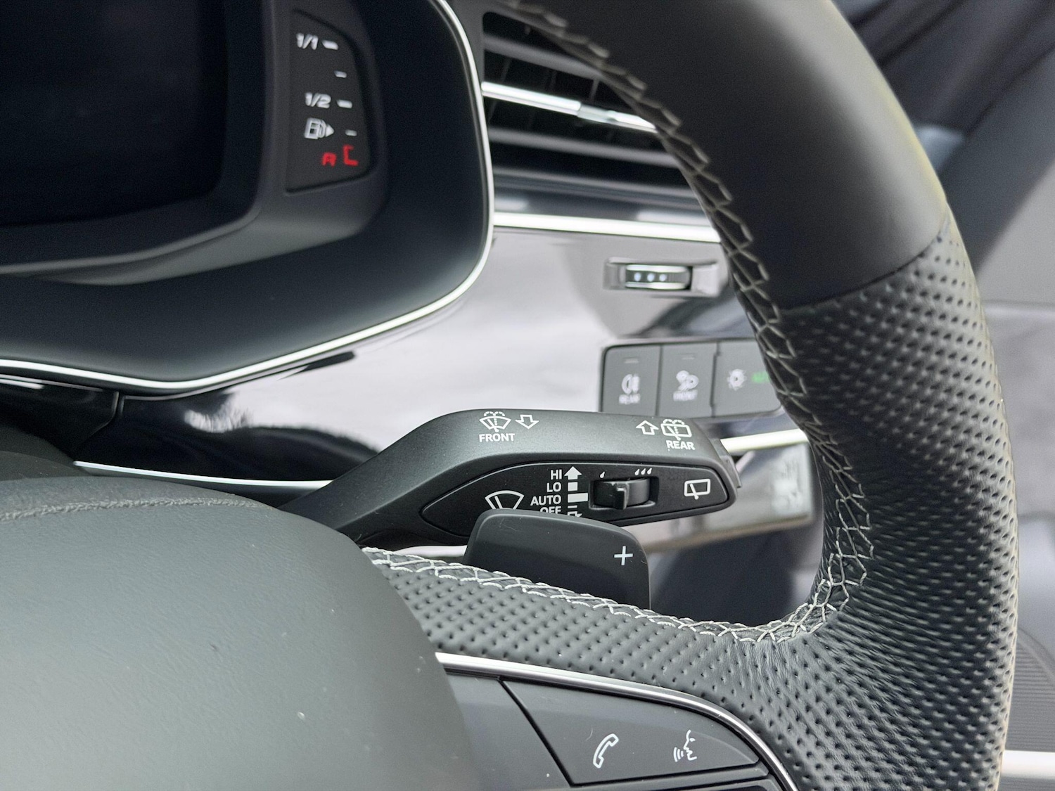 Used Audi Q7 2025 for sale - 76887275: Photo 32