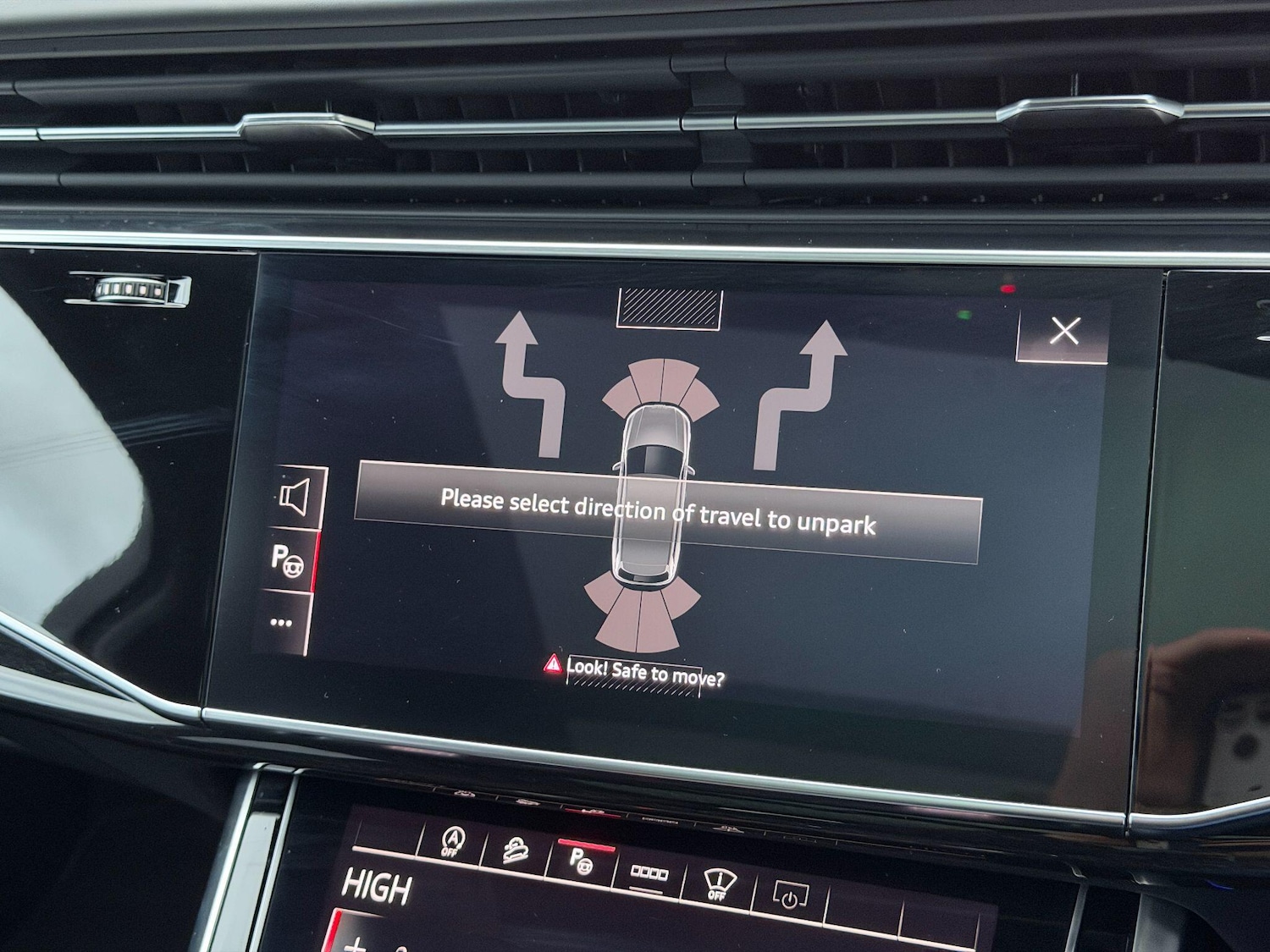 Used Audi Q7 2025 for sale - 76887275: Photo 41