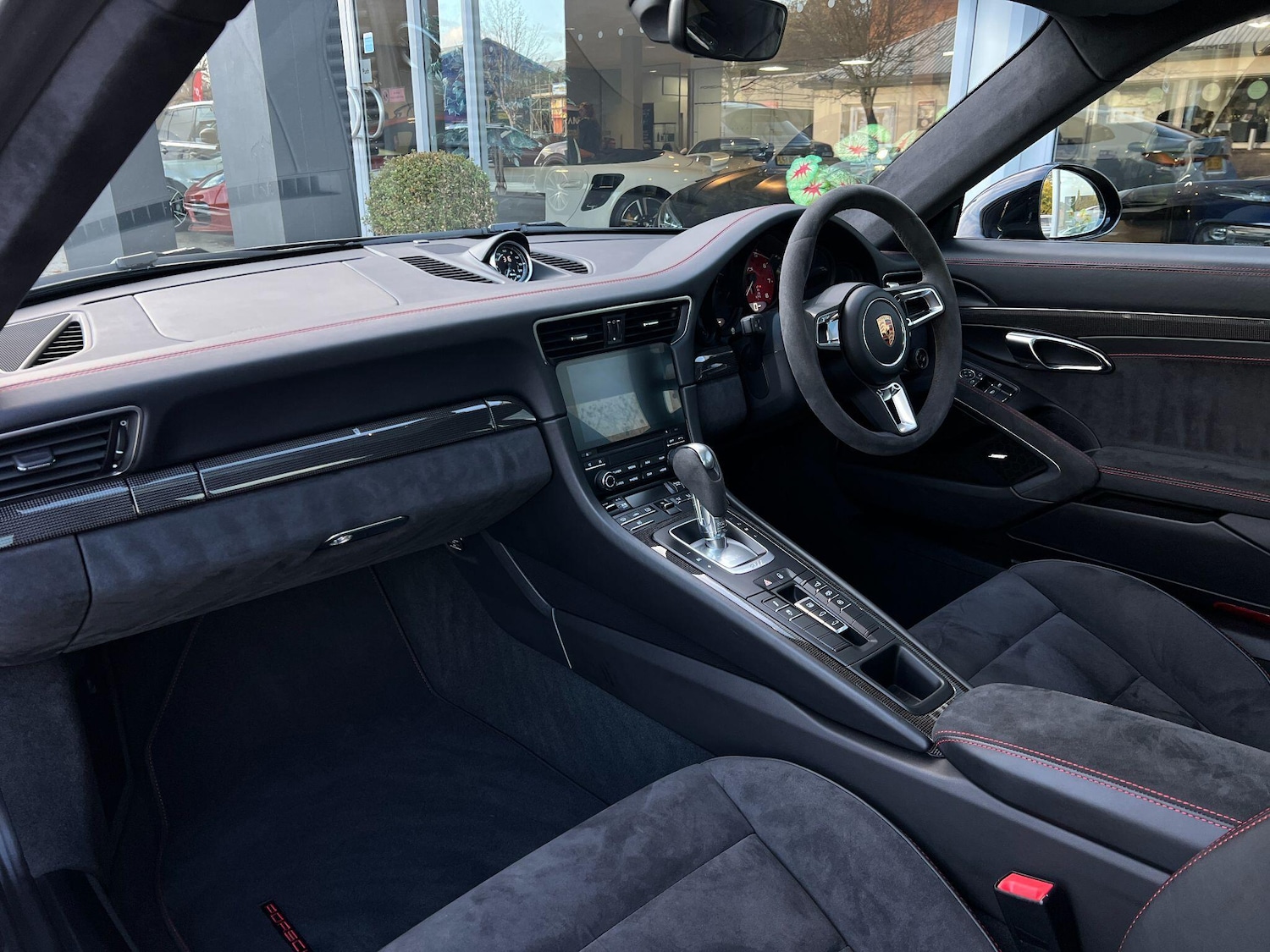 Used Porsche 911 for sale - 76432408: Photo 12