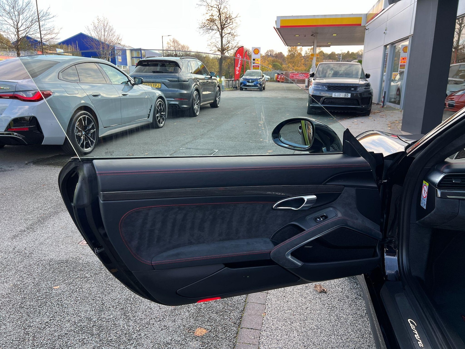 Used Porsche 911 for sale - 76432408: Photo 18