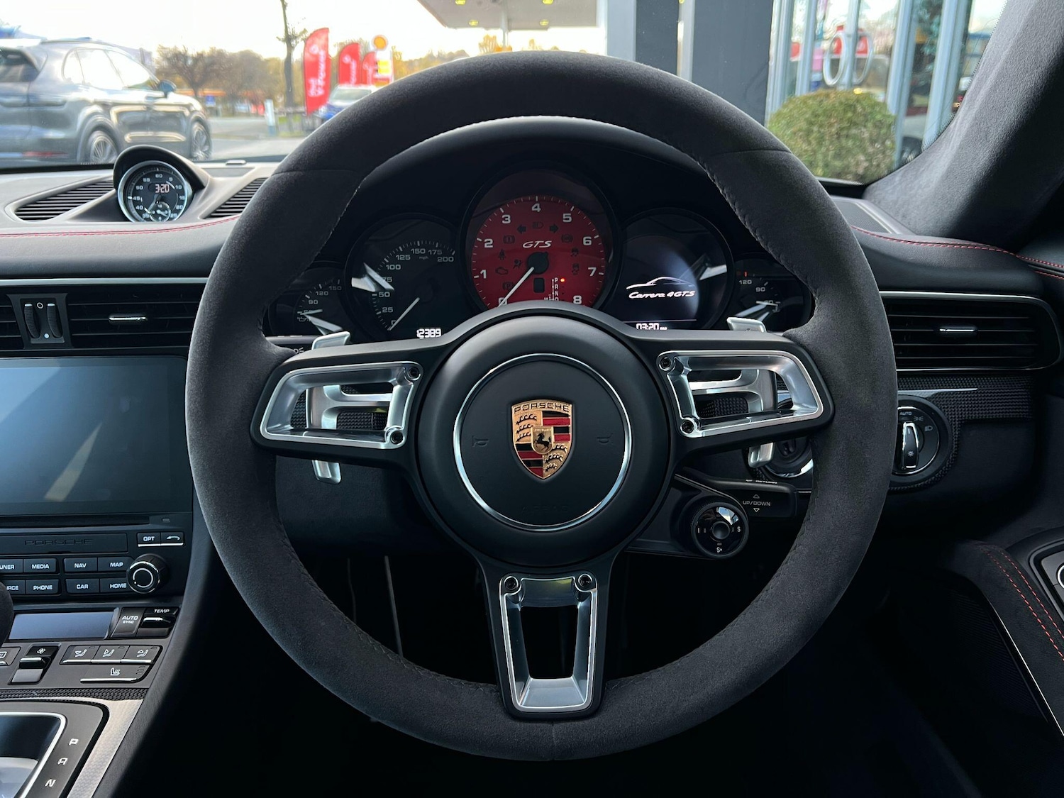 Used Porsche 911 for sale - 76432408: Photo 25