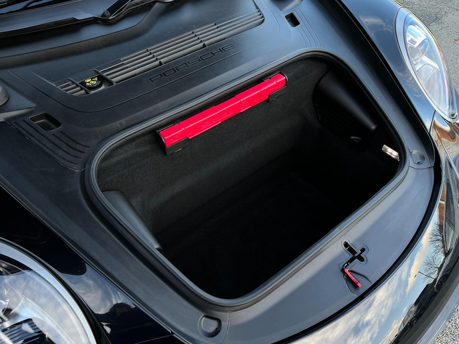 Used Porsche 911 for sale - 76432408: Photo 29