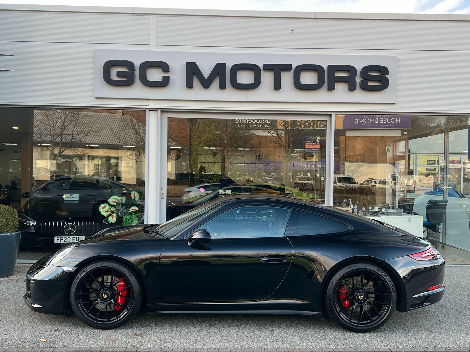 Used Porsche 911 for sale - 76432408: Photo 5