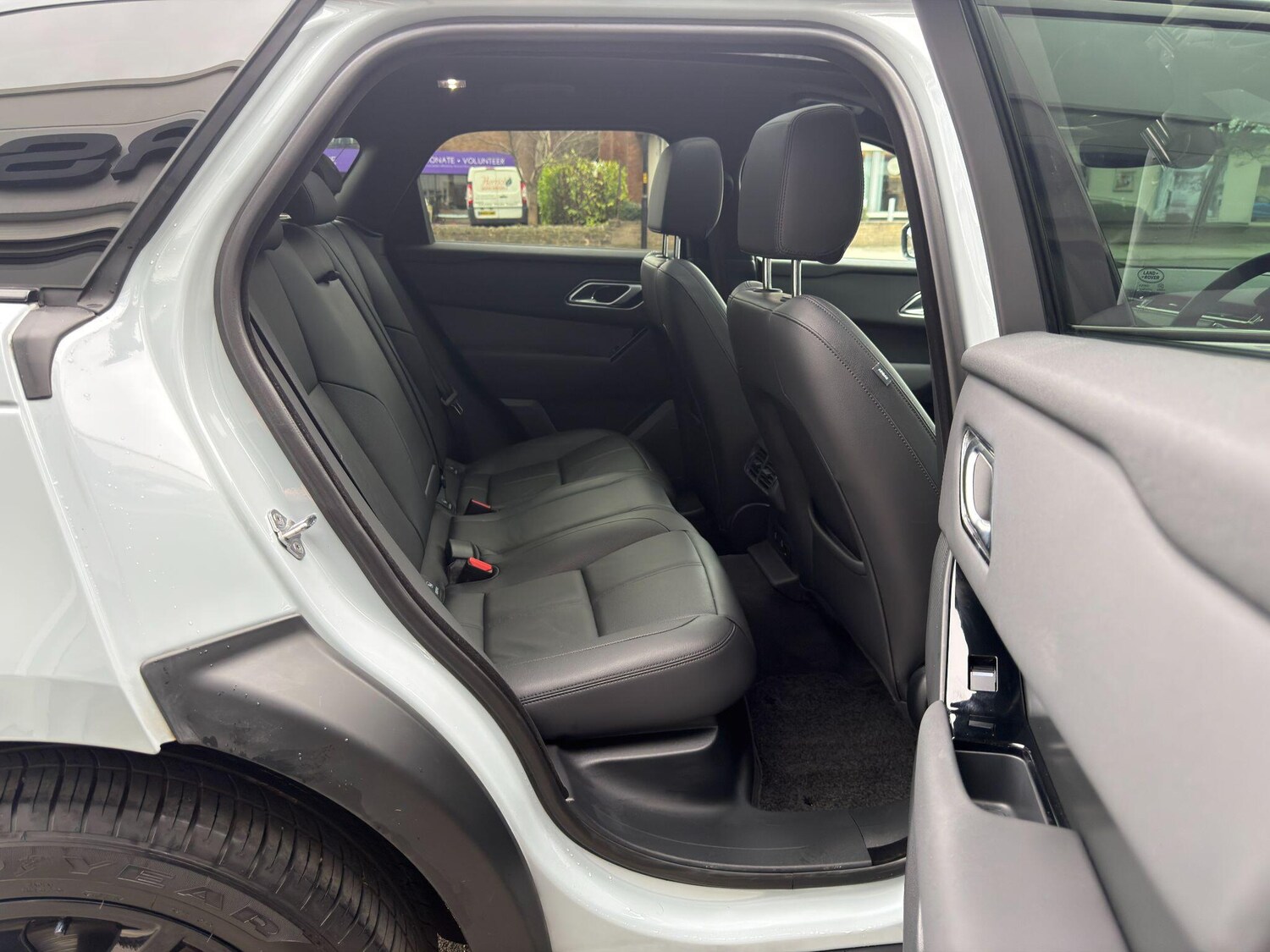 Used Land Rover Range Rover Velar 2024 for sale - 77839348: Photo 18