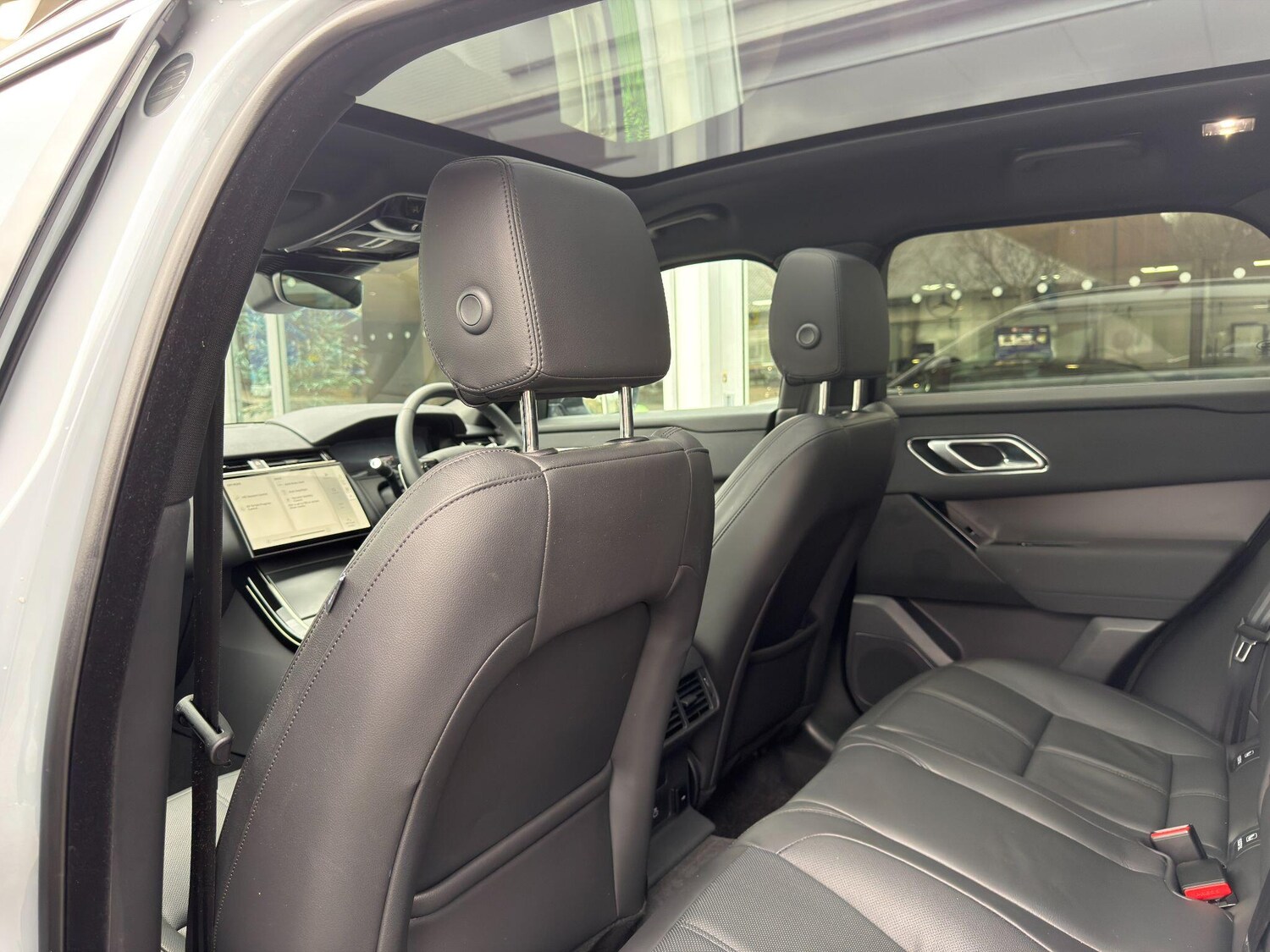 Used Land Rover Range Rover Velar 2024 for sale - 77839348: Photo 20