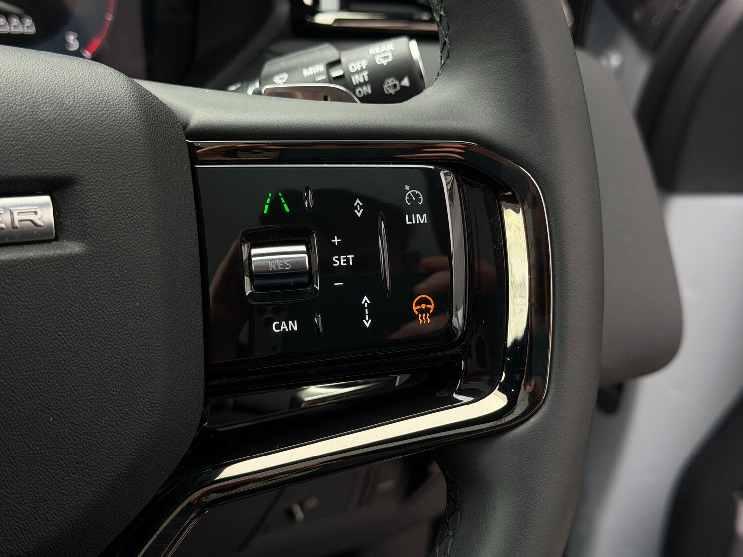 Used Land Rover Range Rover Velar 2024 for sale - 77839348: Photo 34