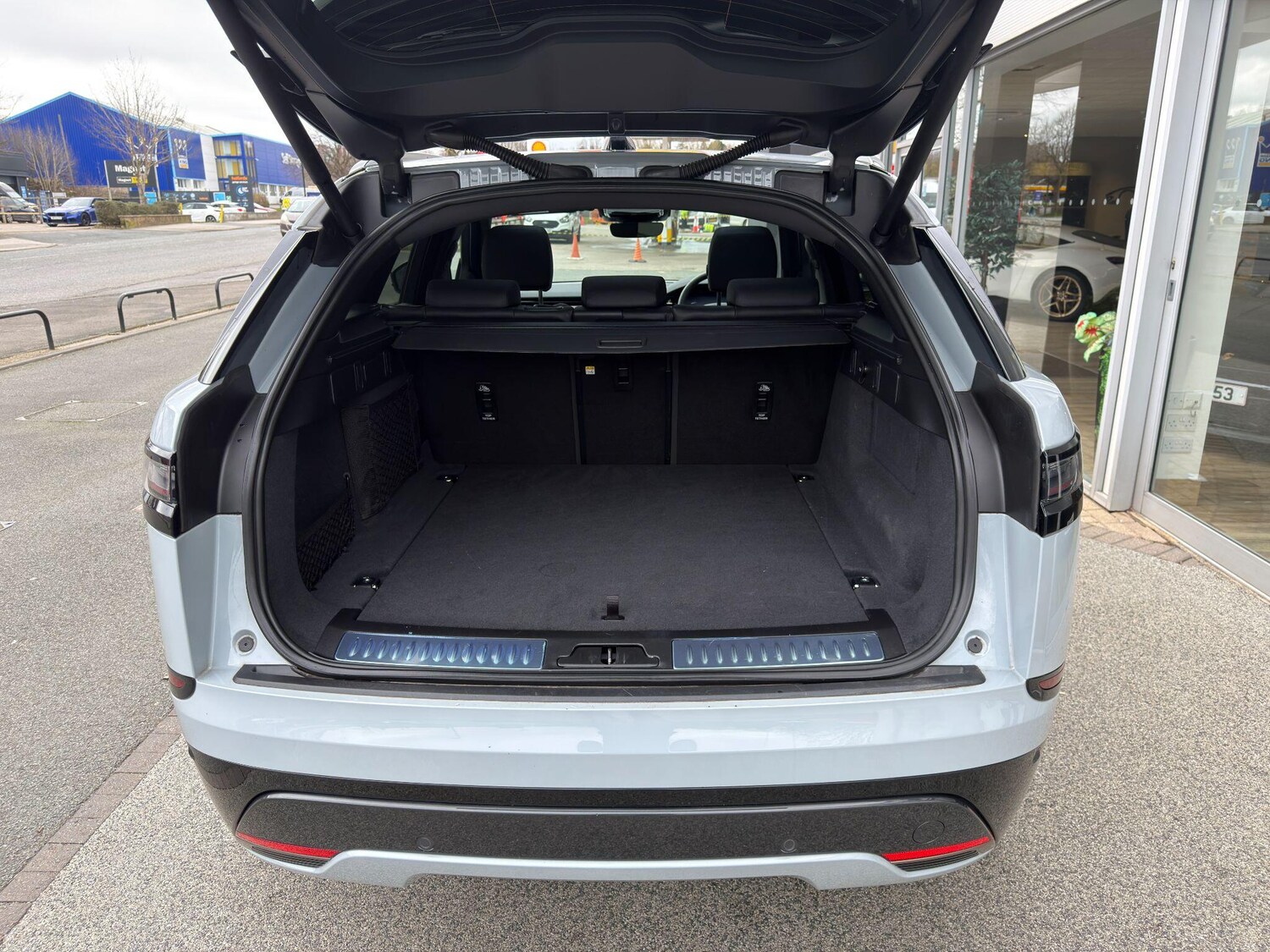 Used Land Rover Range Rover Velar 2024 for sale - 77839348: Photo 55