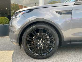 Used Land Rover Discovery 2019 for sale - 74920158: Photo