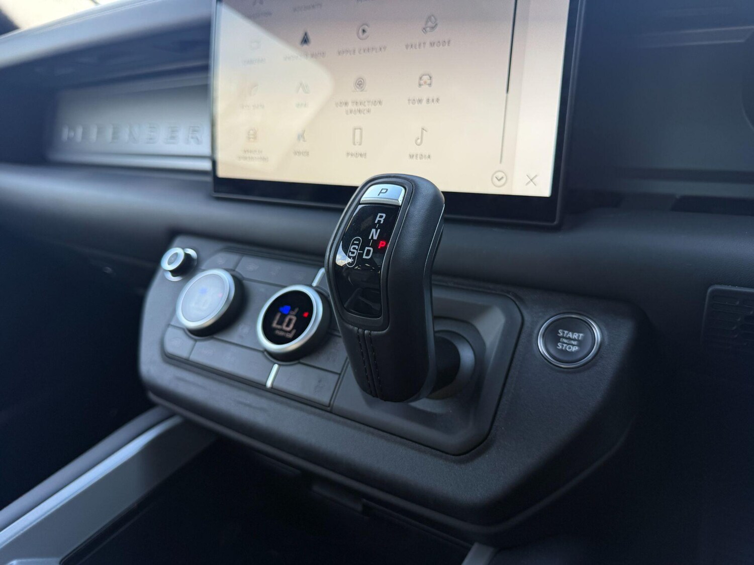 Used Land Rover Defender 90 2025 for sale - 78073014: Photo 23