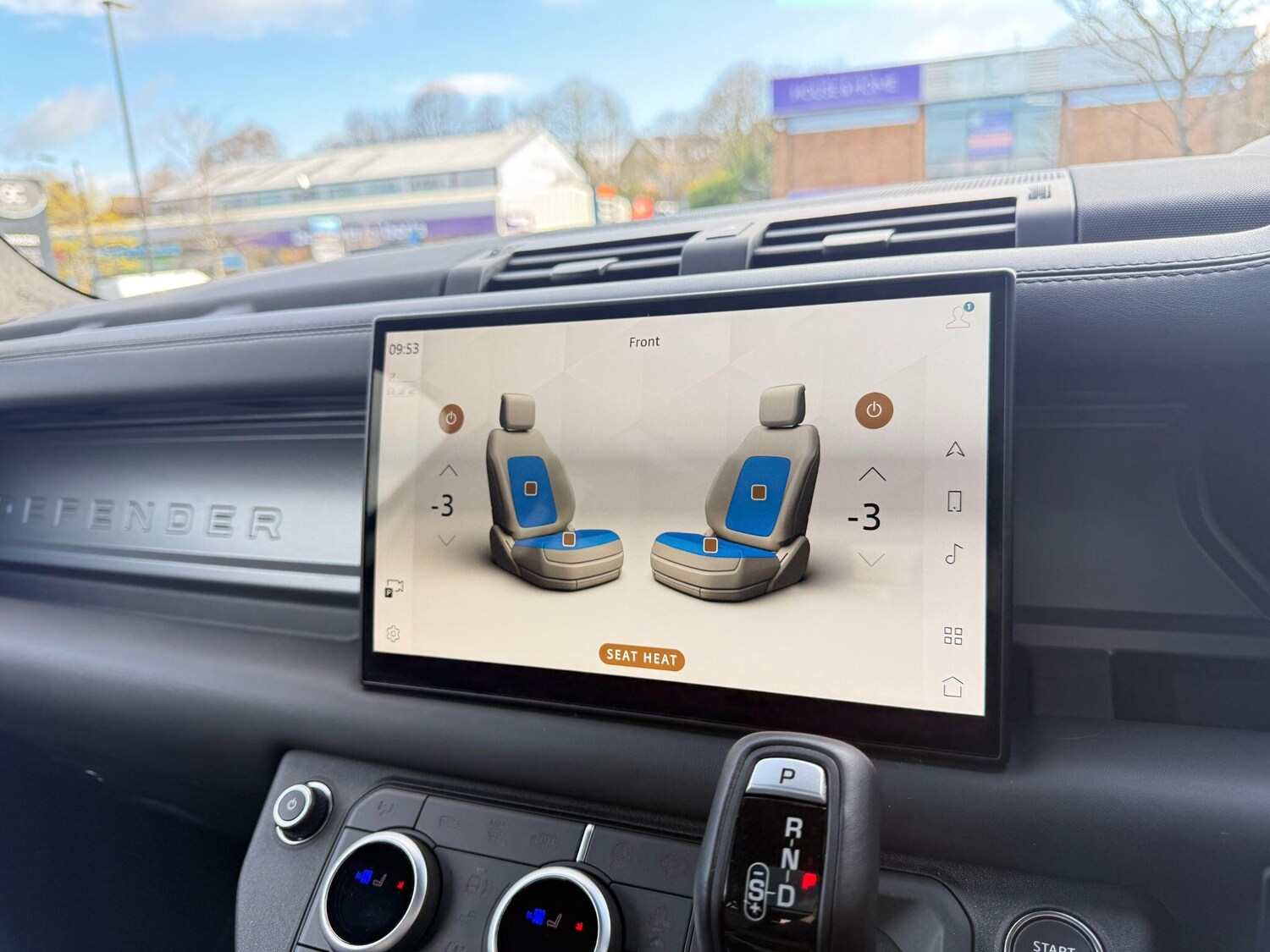 Used Land Rover Defender 90 2025 for sale - 78073014: Photo 30