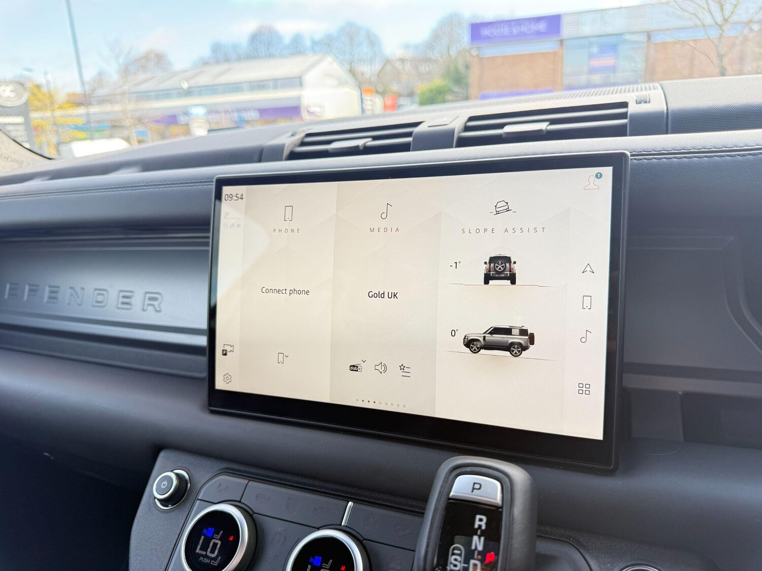 Used Land Rover Defender 90 2025 for sale - 78073014: Photo 34