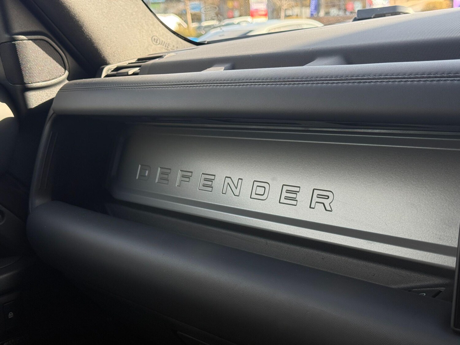 Used Land Rover Defender 90 2025 for sale - 78073014: Photo 44