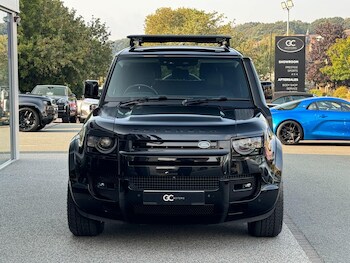 Used Land Rover Defender 90 2022 for sale - 77215777: Photo