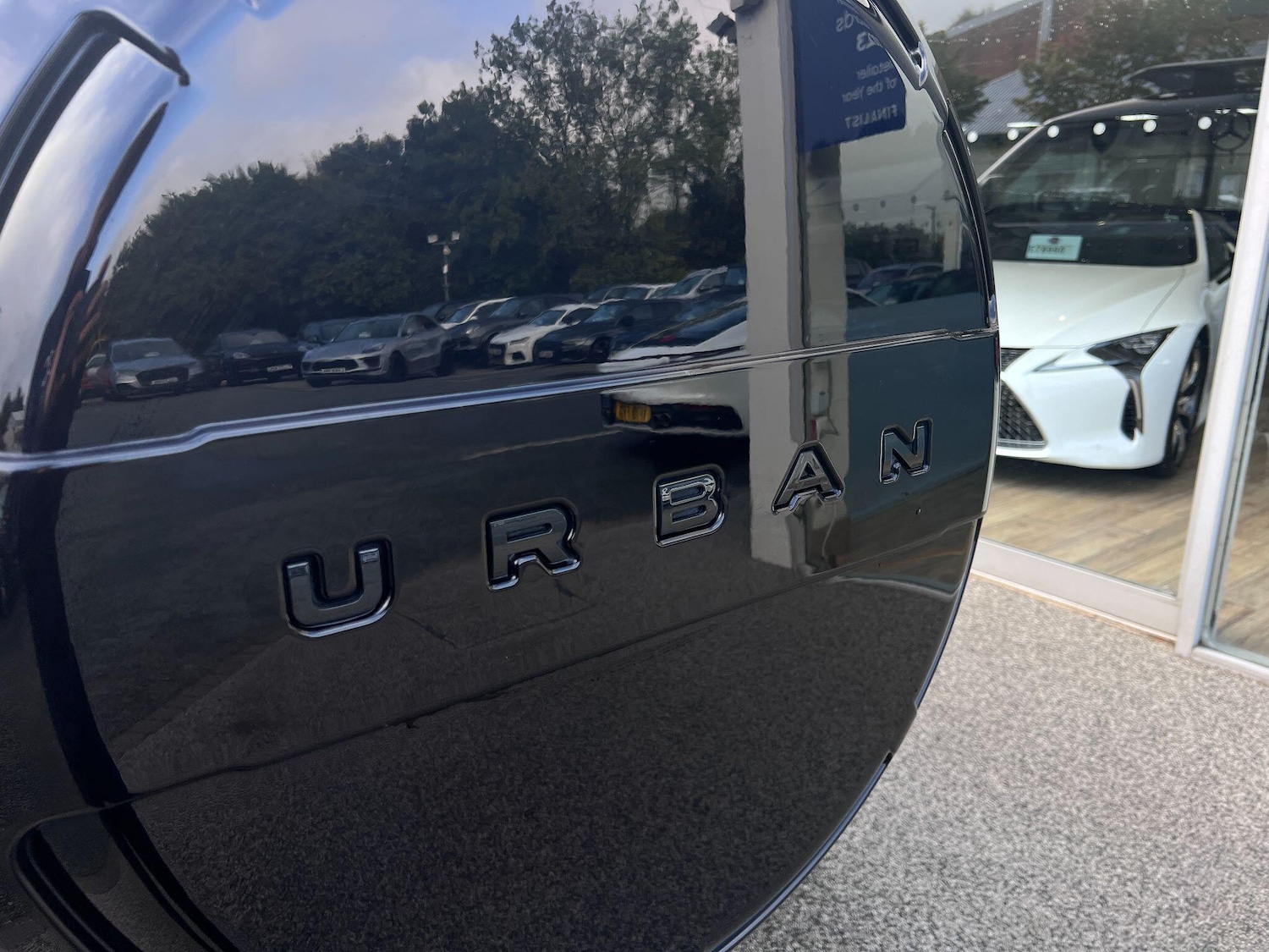 Used Land Rover Defender 90 for sale - 77215777: Photo 44