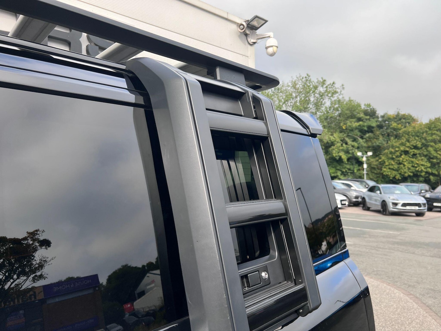 Used Land Rover Defender 90 for sale - 77215777: Photo 63