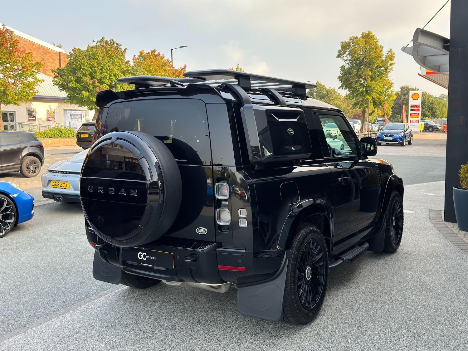 Used Land Rover Defender 90 for sale - 77215777: Photo 9