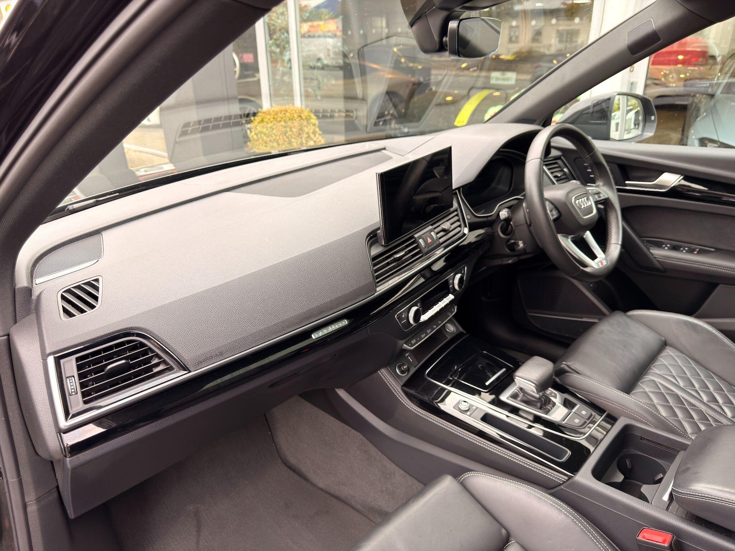 Used Audi Q5 2023 for sale - 76137969: Photo 11