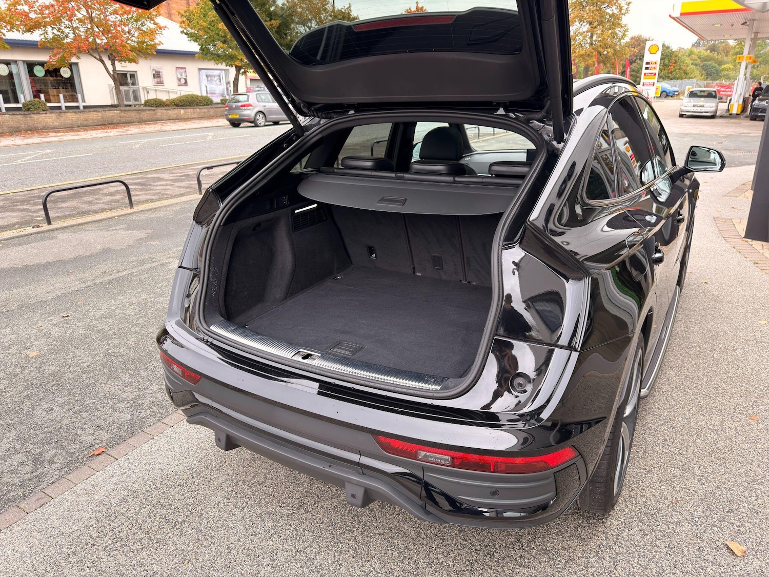 Used Audi Q5 2023 for sale - 76137969: Photo 76