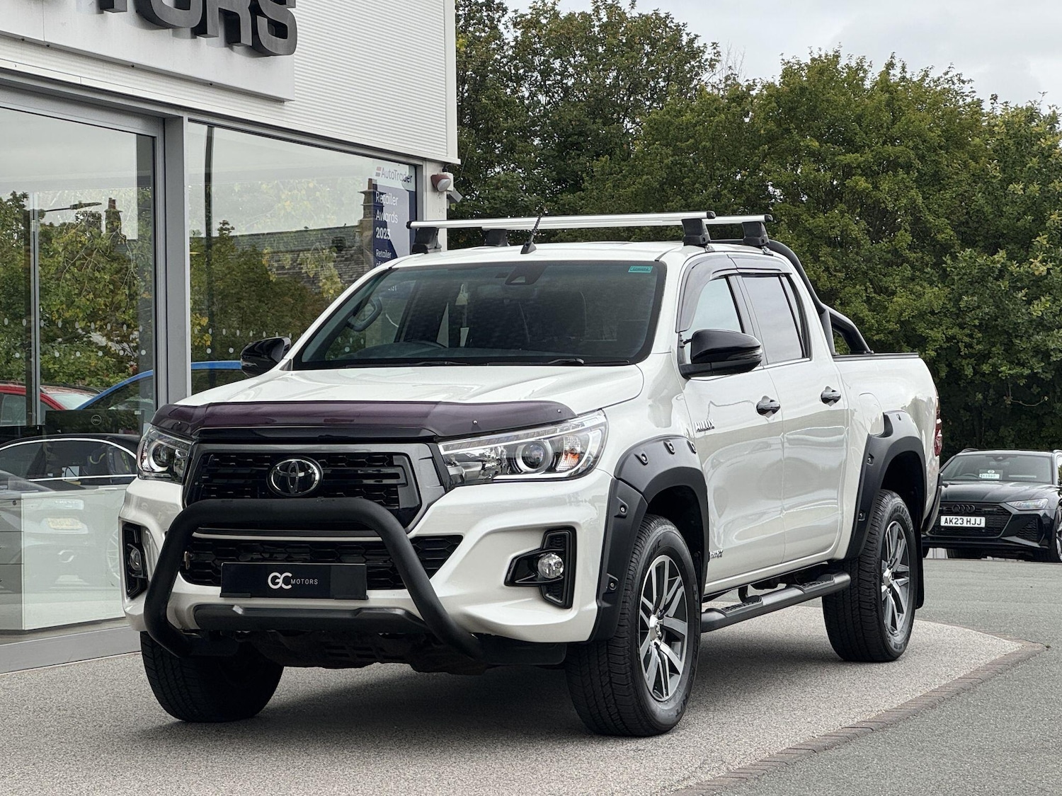 Used Toyota Hilux 2020 for sale - 76138448: Photo 1