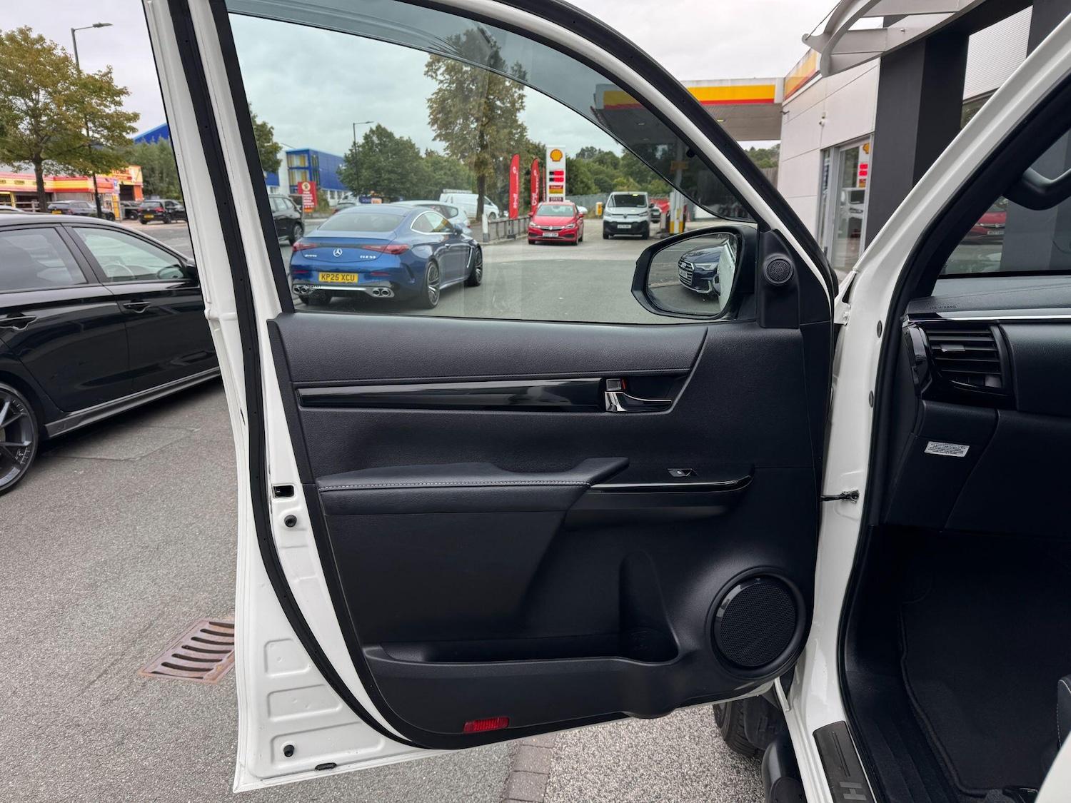 Used Toyota Hilux 2020 for sale - 76138448: Photo 42