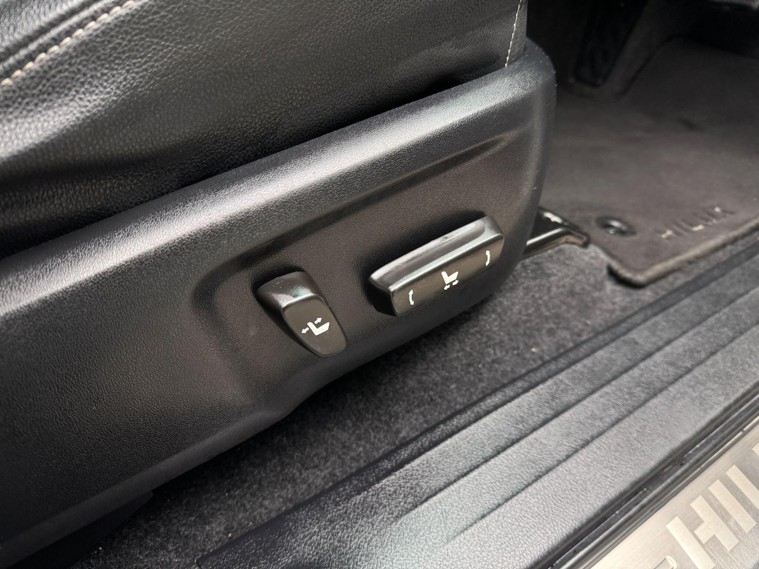 Used Toyota Hilux 2020 for sale - 76138448: Photo 50