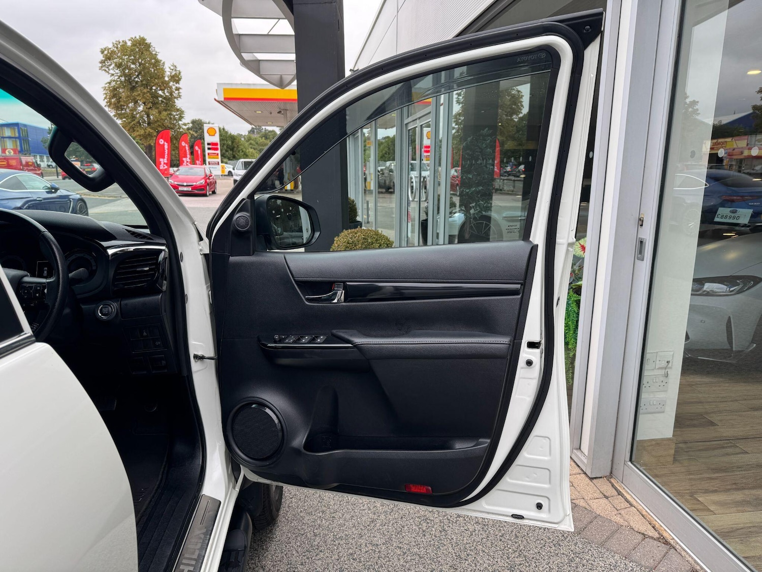 Used Toyota Hilux 2020 for sale - 76138448: Photo 51