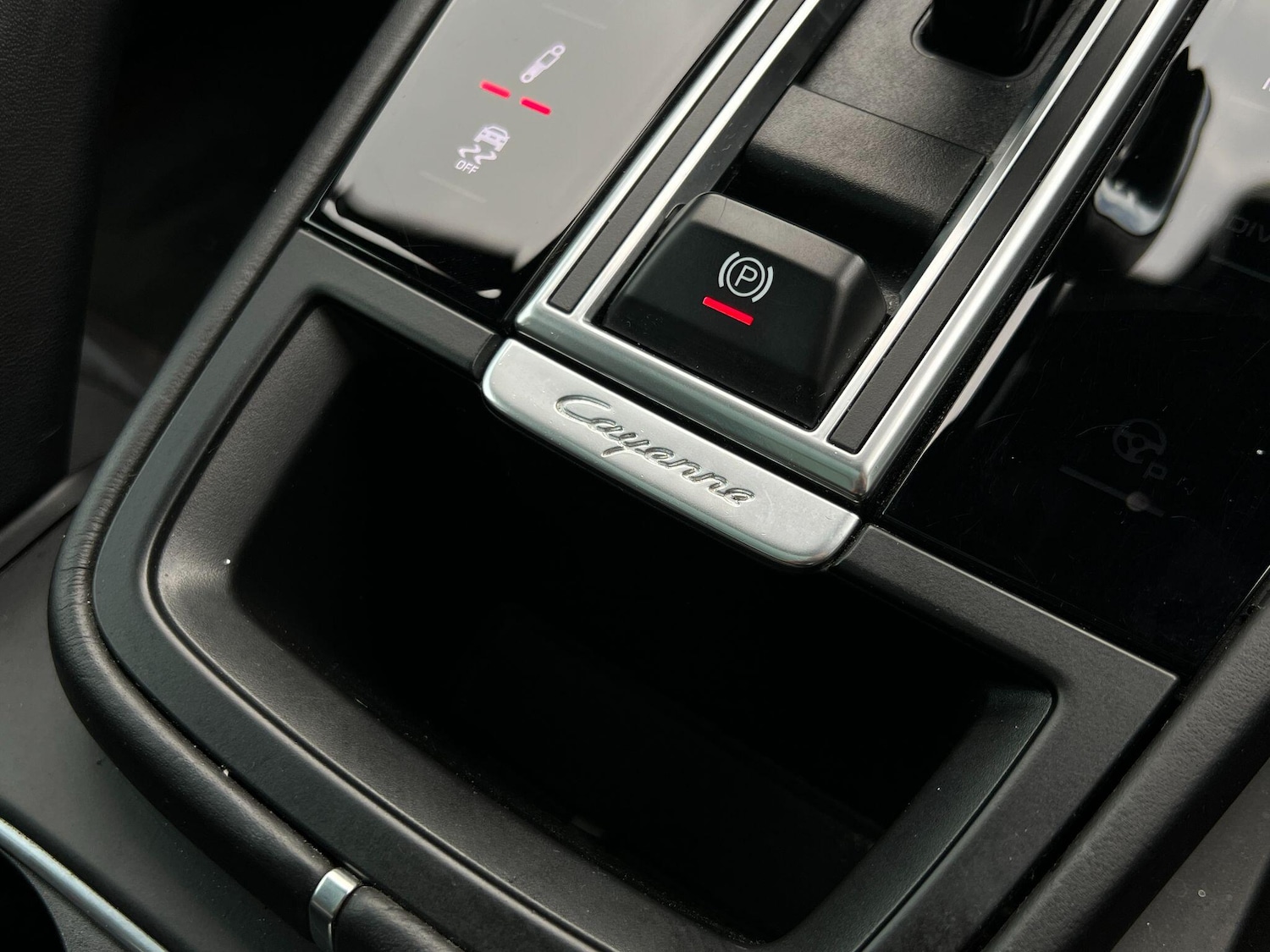 Used Porsche Cayenne 2022 for sale - 76326904: Photo 47