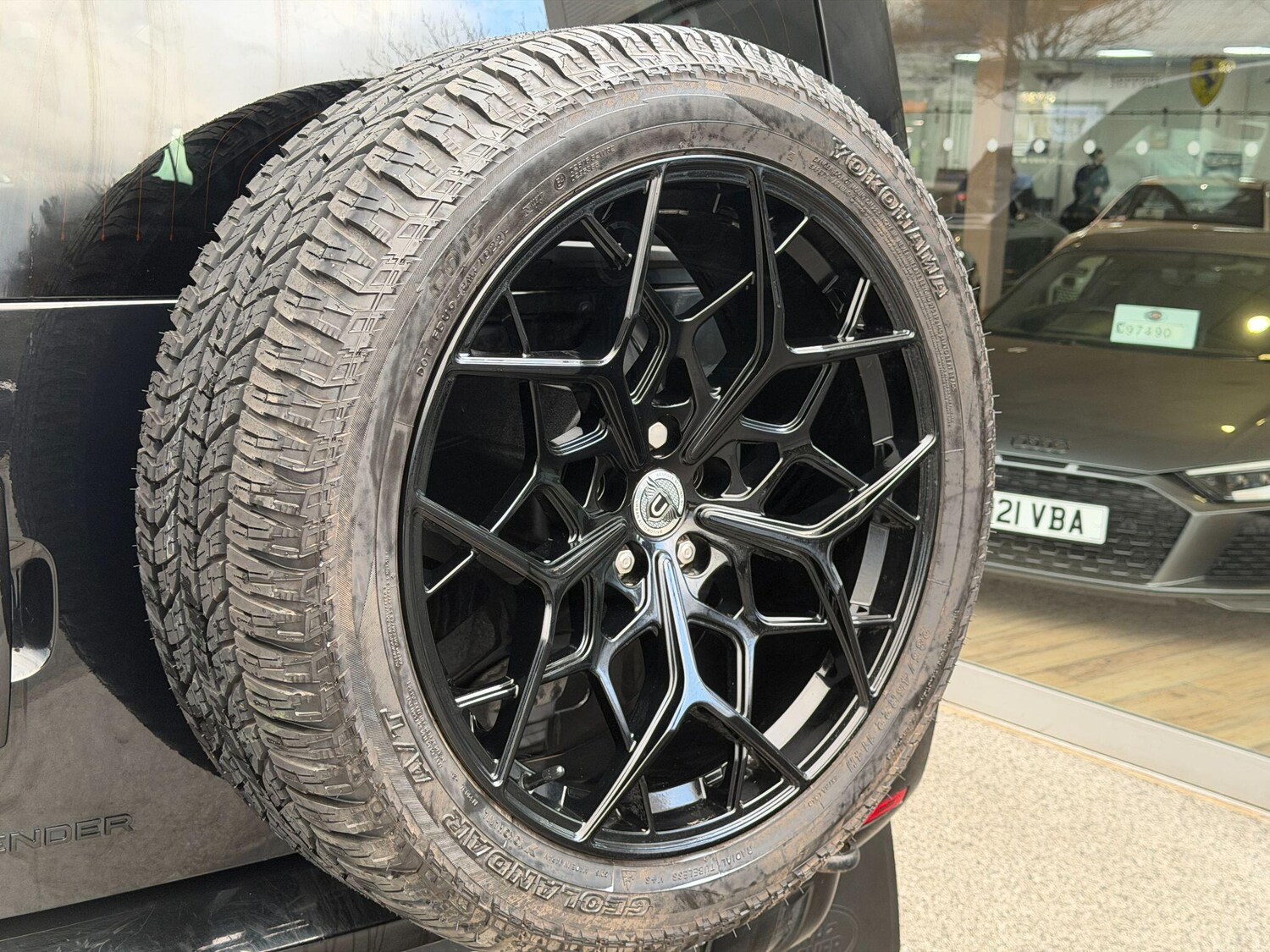 Used Land Rover Defender 110 for sale - 77671247: Photo 65