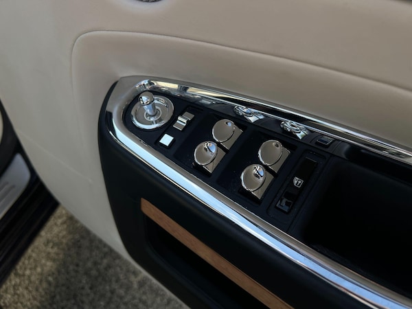 Used Rolls-Royce Ghost for sale - 75577132: Photo 35