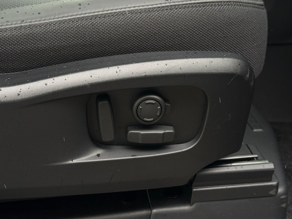 Used Land Rover Defender 90 2025 for sale - 76158375: Photo 36