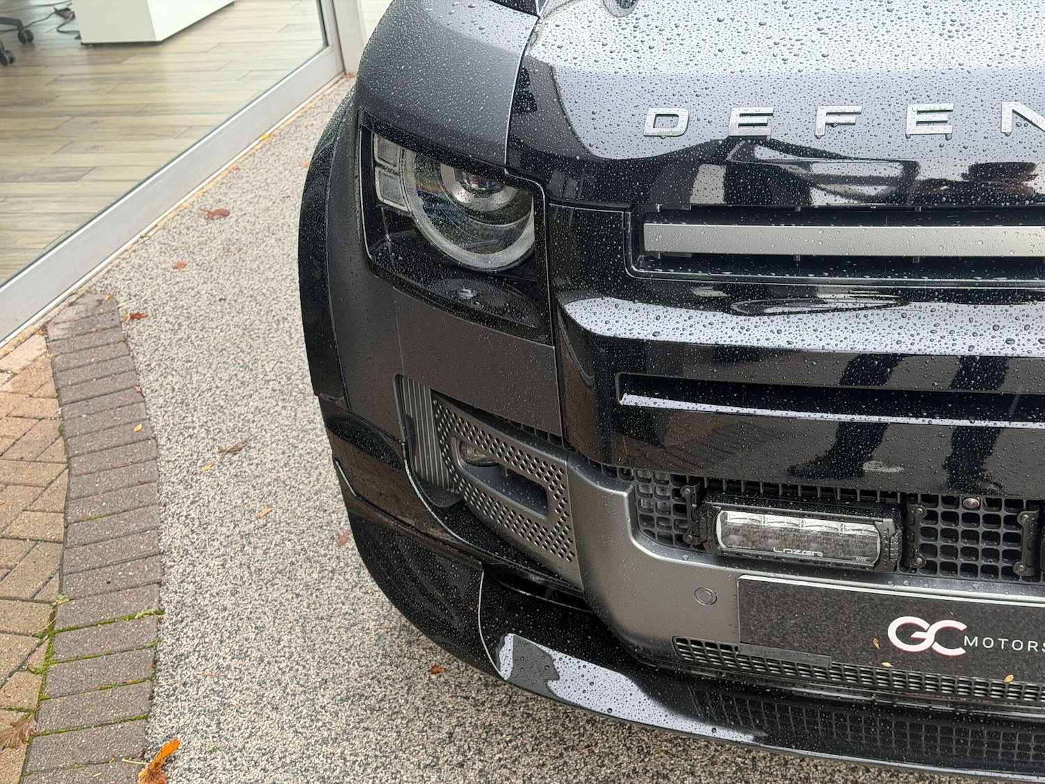 Used Land Rover Defender 90 2025 for sale - 76158375: Photo 81