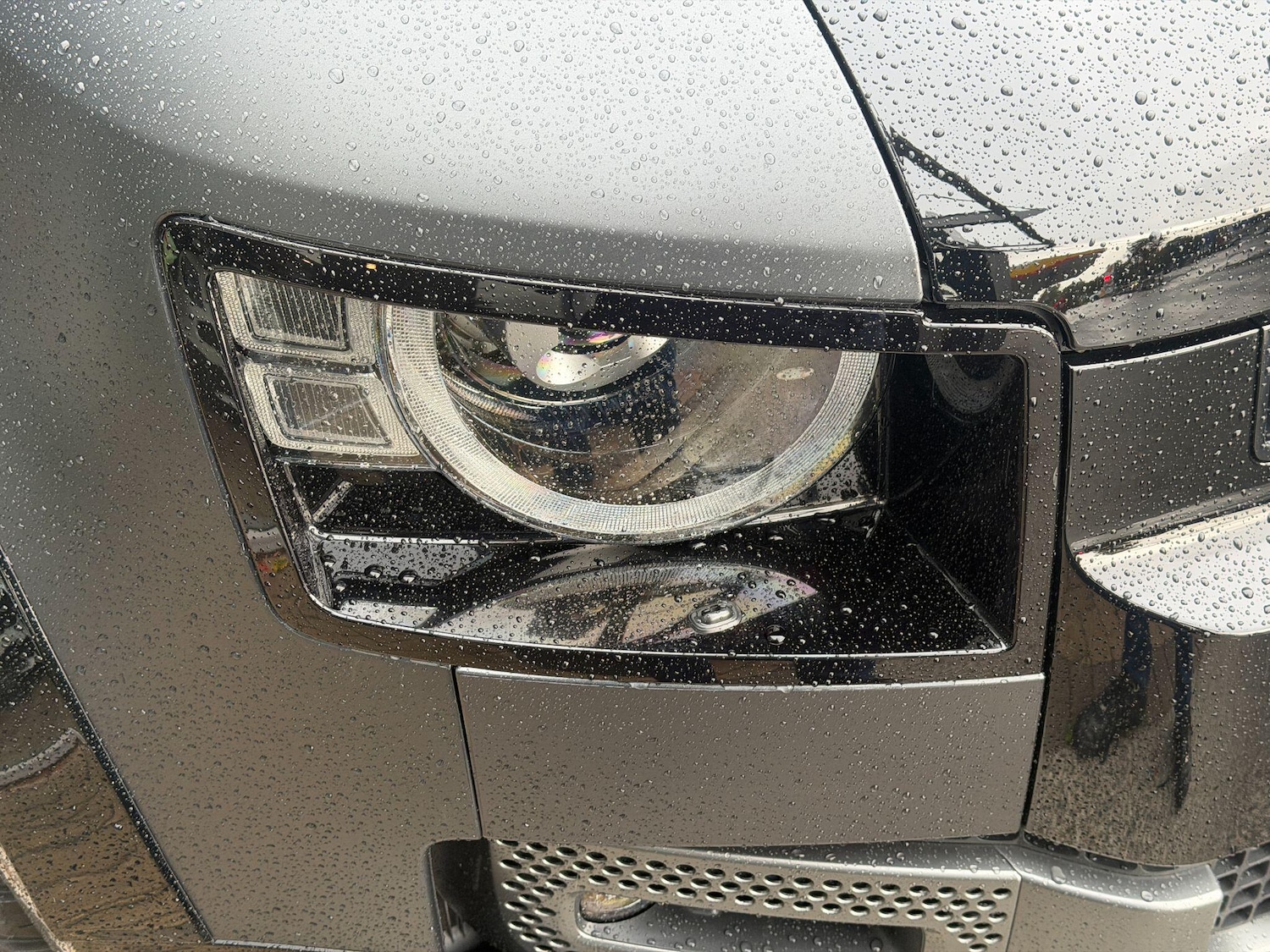 Used Land Rover Defender 90 2025 for sale - 76158375: Photo 84