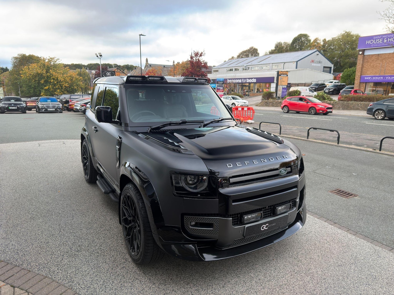 Used Land Rover Defender 90 2025 for sale - 76158375: Photo 9