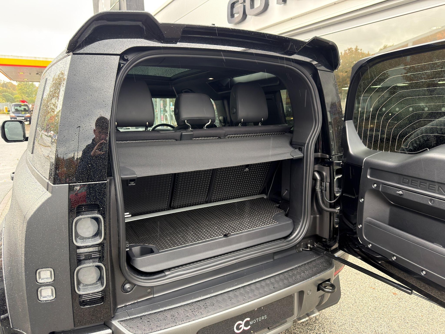 Used Land Rover Defender 90 2025 for sale - 76158375: Photo 90