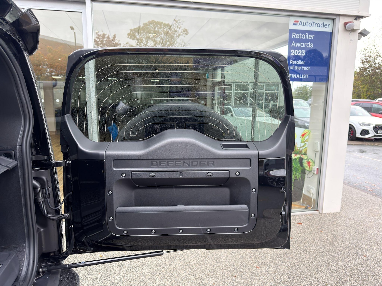 Used Land Rover Defender 90 2025 for sale - 76158375: Photo 91