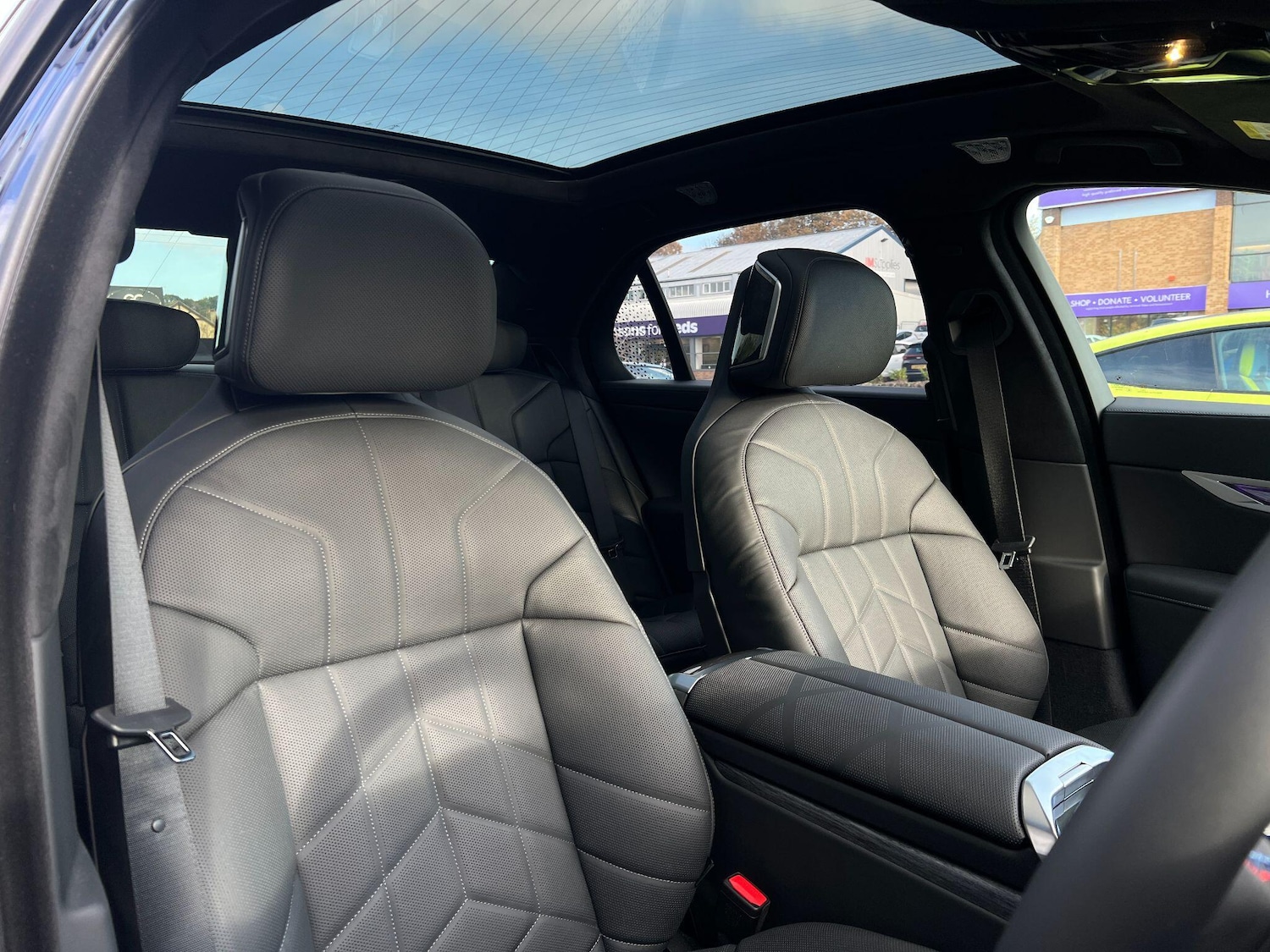 Used BMW 7 Series 2025 for sale - 76408551: Photo 15