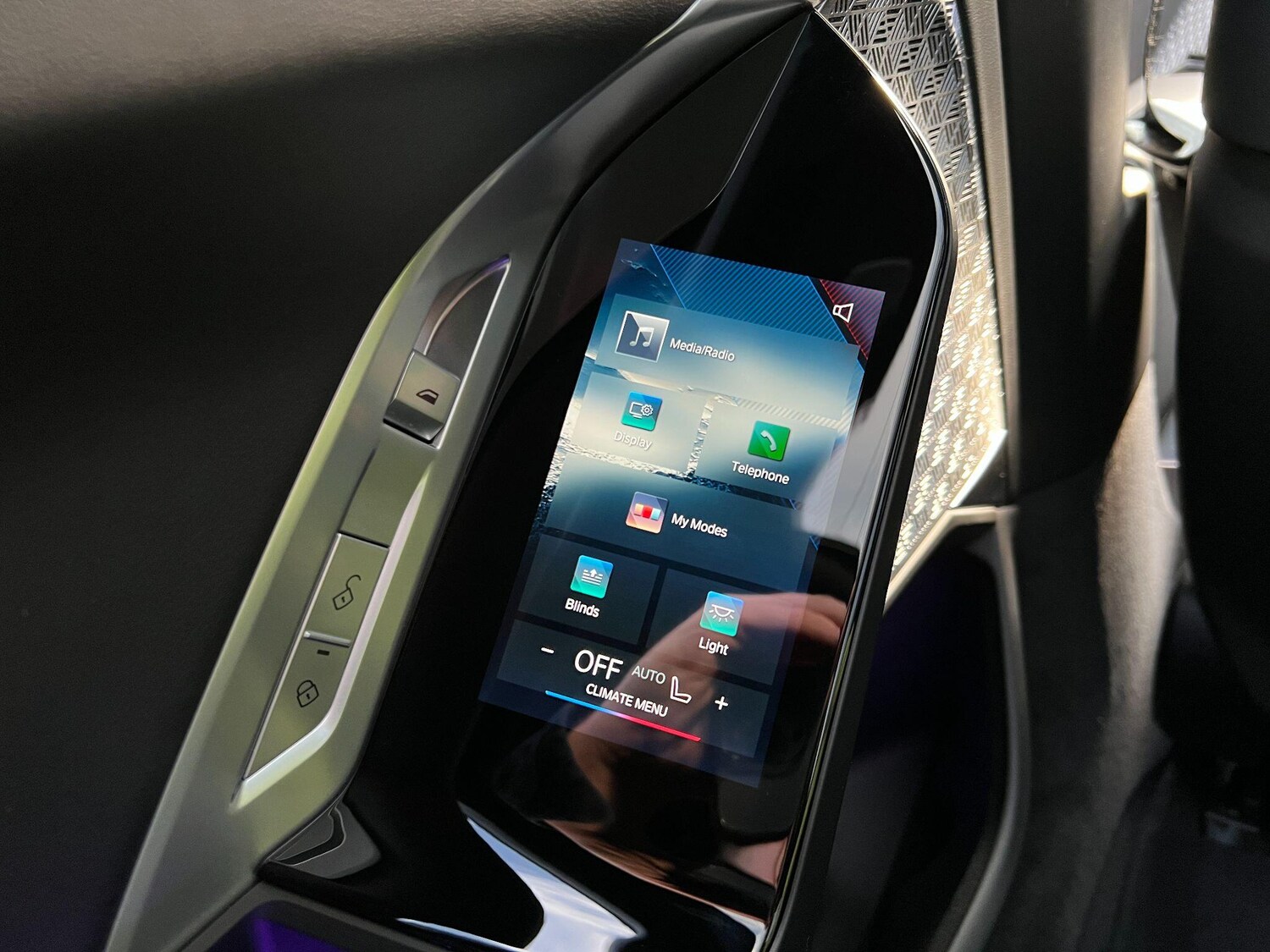 Used BMW 7 Series 2025 for sale - 76408551: Photo 43