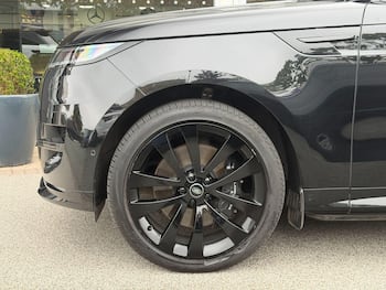 Used Land Rover Range Rover Sport 2024 for sale - 79645362: Photo