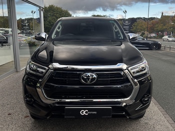 Used Toyota Hilux 2024 for sale - 75990417: Photo
