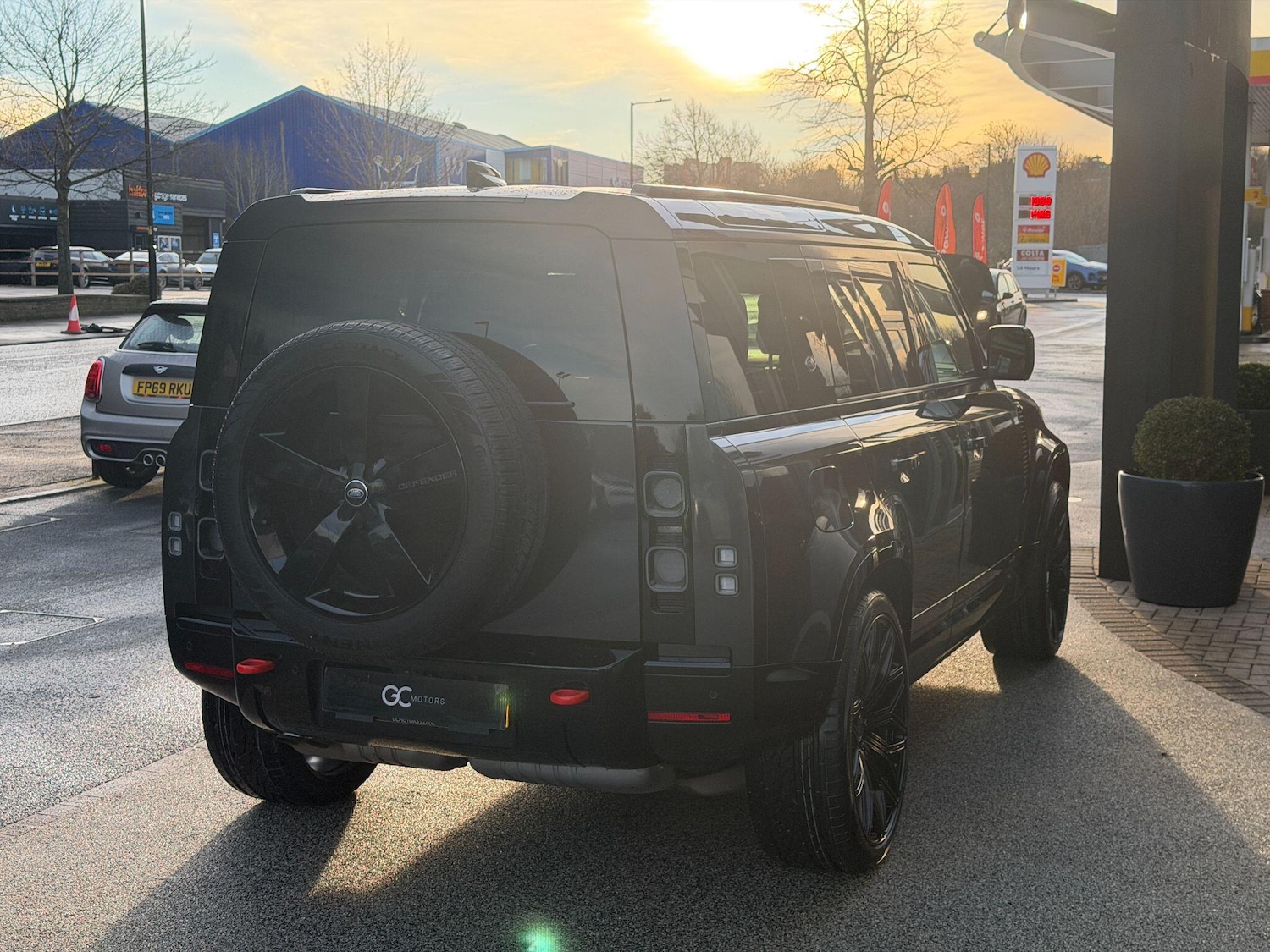 Used Land Rover Defender 110 2023 for sale - 77091821: Photo 11