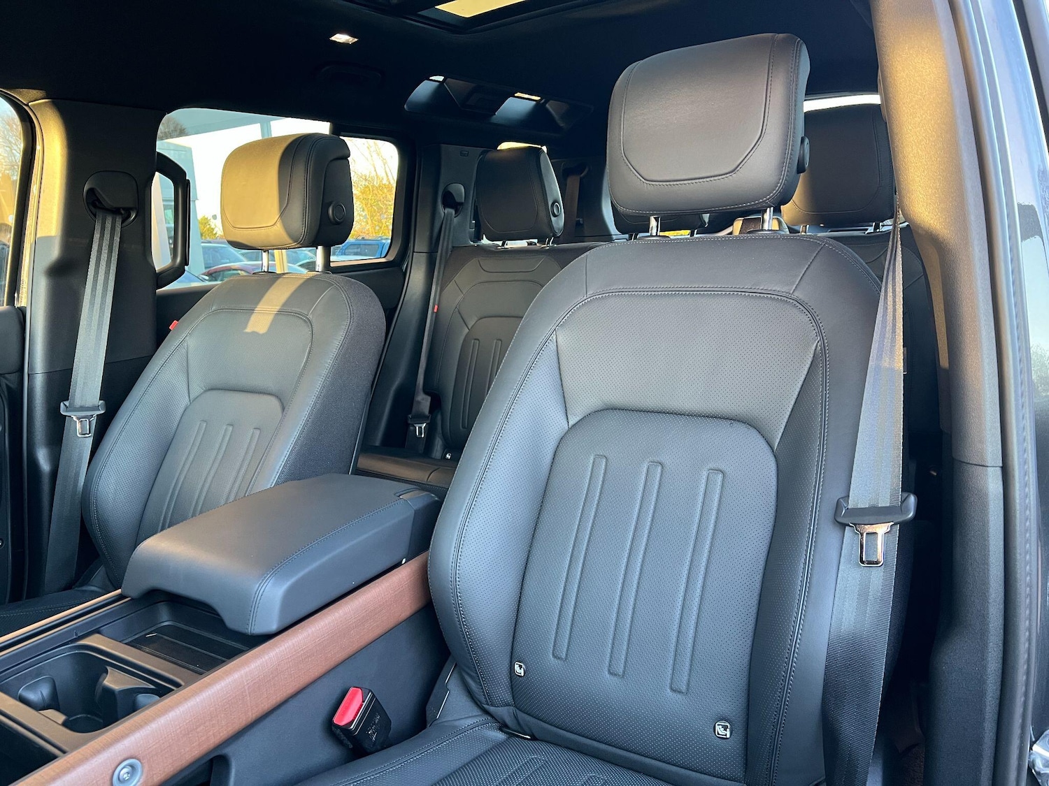 Used Land Rover Defender 110 2023 for sale - 77091821: Photo 17